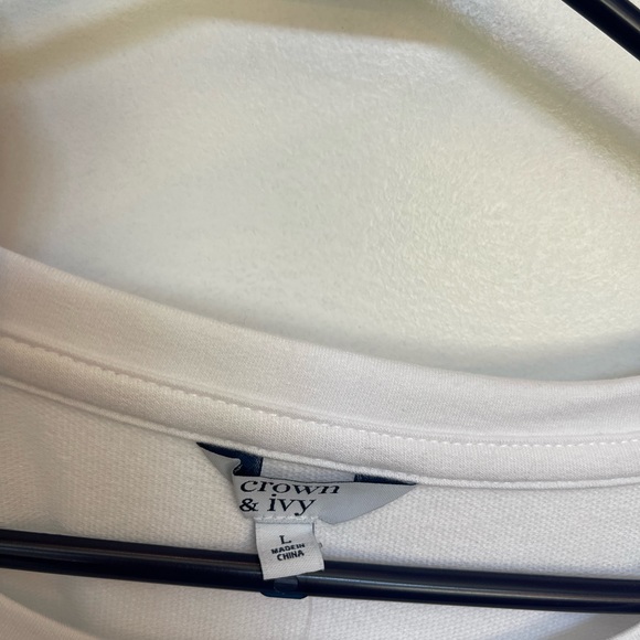 Crown and Ivy white tee shirt - Picture 6 of 6